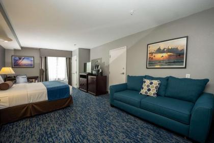 Best Western Plus Seabrook Suites - image 15