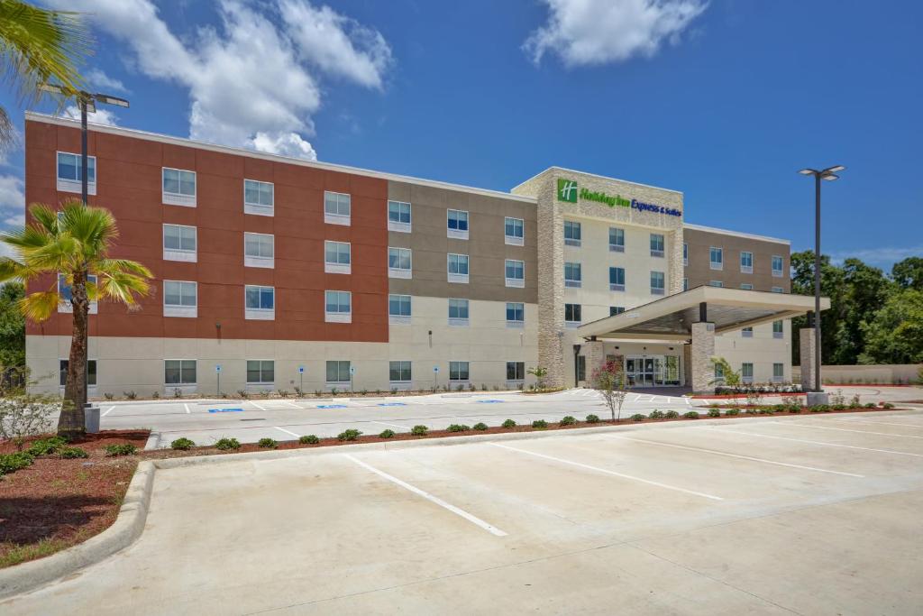 Holiday Inn Express & Suites - Houston NASA - Boardwalk Area an IHG Hotel - main image