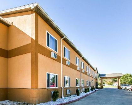 Quality Inn - image 1