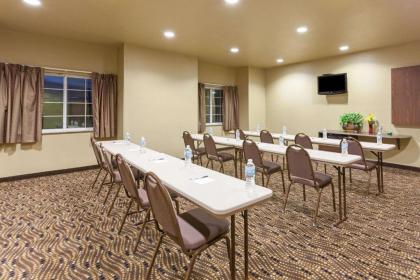 Microtel Inn & Suites by Wyndham Searcy - image 5