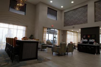 Hampton Inn Searcy Arkansas - image 4