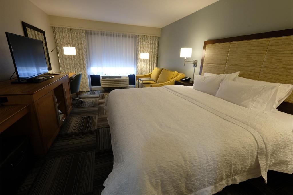 Hampton Inn Searcy Arkansas - image 5