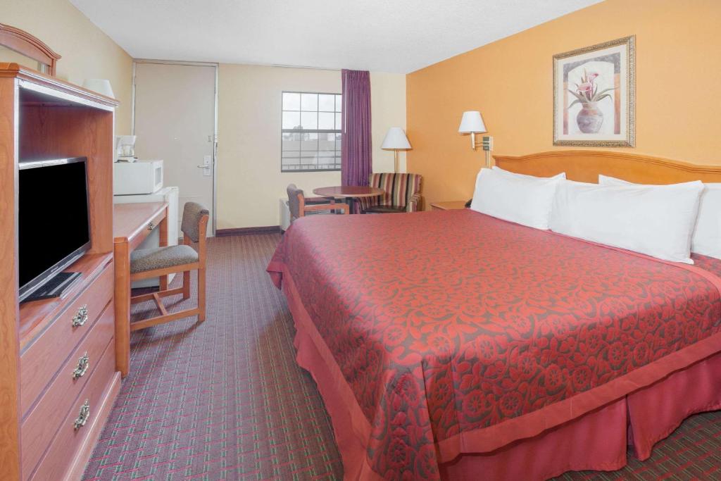 Sunrise Extended Stay - main image