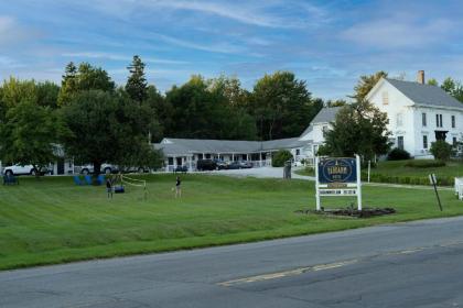 Yardarm motel Searsport Maine