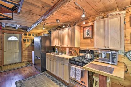 Rustic Searsport Cabin Loft and Sunroom on 10 Acres - image 15