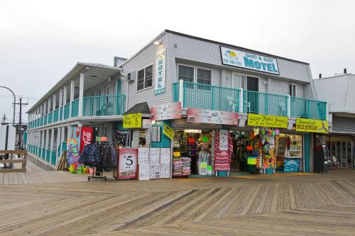 Boardwalk Sand & Surf Beach Hotel Oceanfront - main image