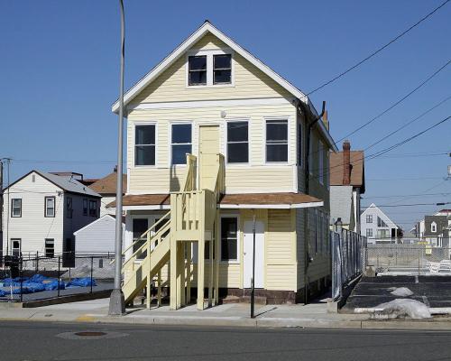 Shore Beach Houses - 38 B Lincoln Ave - main image