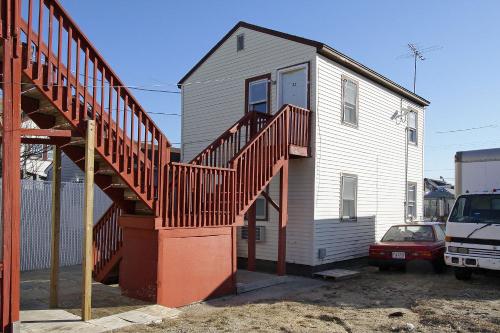 Shore Beach Houses - 43 - 31 Franklin Avenue - main image