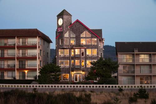 The Seaside Oceanfront Inn - main image