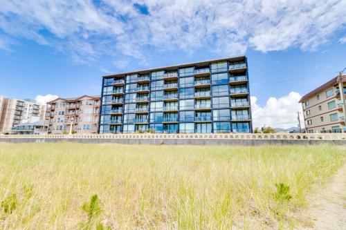 Sand & Sea: Penthouse Paradise-on-Prom (608) - image 2