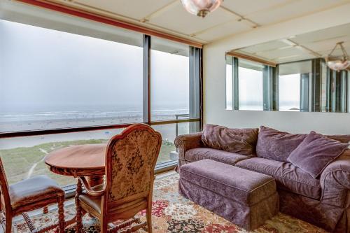 Sand & Sea: Penthouse Paradise-on-Prom (608) - image 4