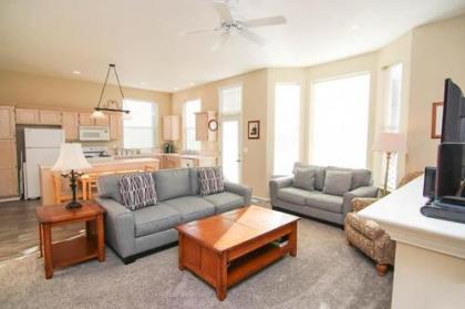 Seaside Vacation Rental - image 1