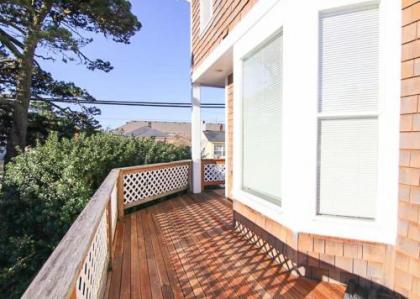 Seaside Vacation Rental - image 3