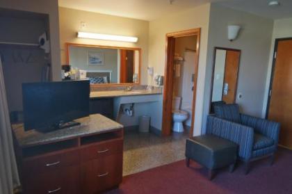 Americas Best Value Inn-Shoreline - image 3