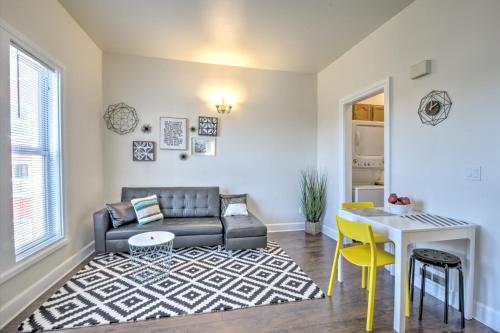 Renovated Bright 1 BR in the heart of Capitol Hill – APT B - main image