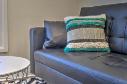 Renovated Bright 1 BR in the heart of Capitol Hill – APT B - image 3