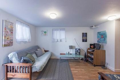 Seattle Urban Village- Unit B- Lago Vista- Lake Union- Sleeps 6 - image 7