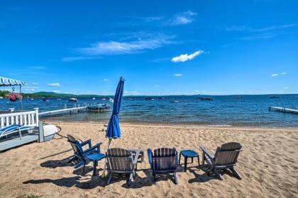 Beachfront Sebago Cottage with Deck and Grill!