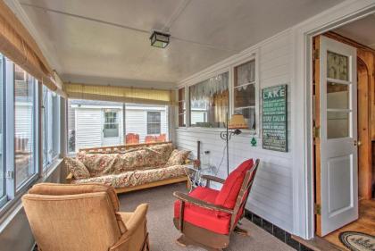 Sebago Lake Cottage with Patio and Beach Access! - image 12