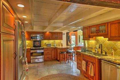 Converted Barn in Sebastopol with Private Patio! - image 9