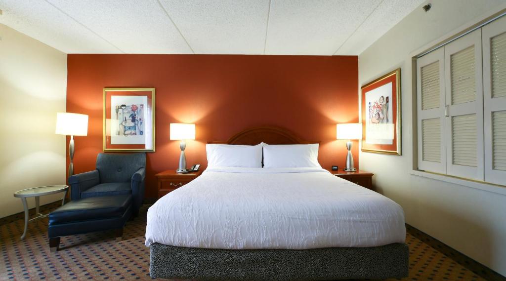 Hilton Garden Inn Secaucus/Meadowlands - image 7