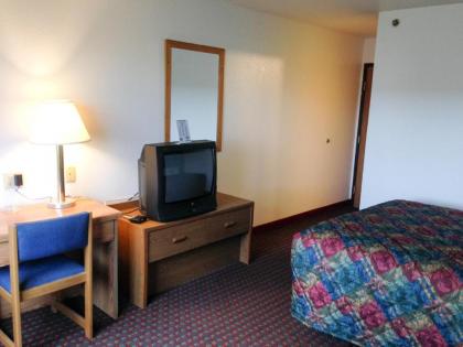 Motel 6-Sedalia MO - image 13