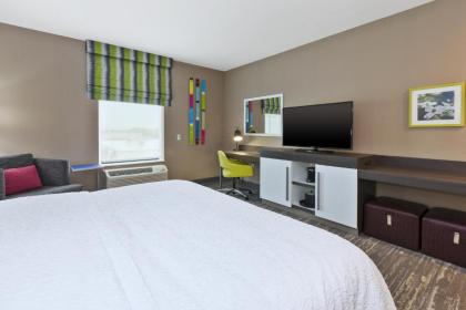 Hampton Inn Sedalia - image 13