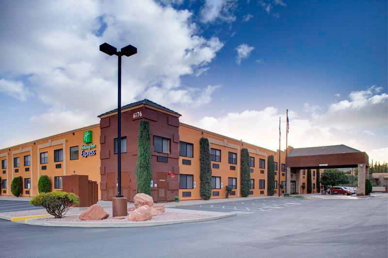 Holiday Inn Express Sedona - Oak Creek an IHG Hotel - image 2