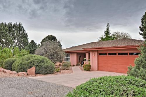 Sedona Home with Large Backyard near Red Rock St Park - image 2