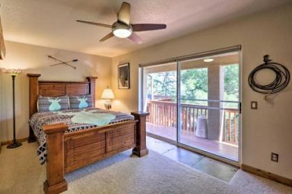 Oak Creek Village Home with Deck Yard and Red Rock Views - image 4