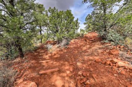 Sedona Den Near Nature Hikes and Heritage Sites - image 3