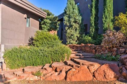 2-Acre Sedona Casita with Deck and Red Rock Views! - image 10