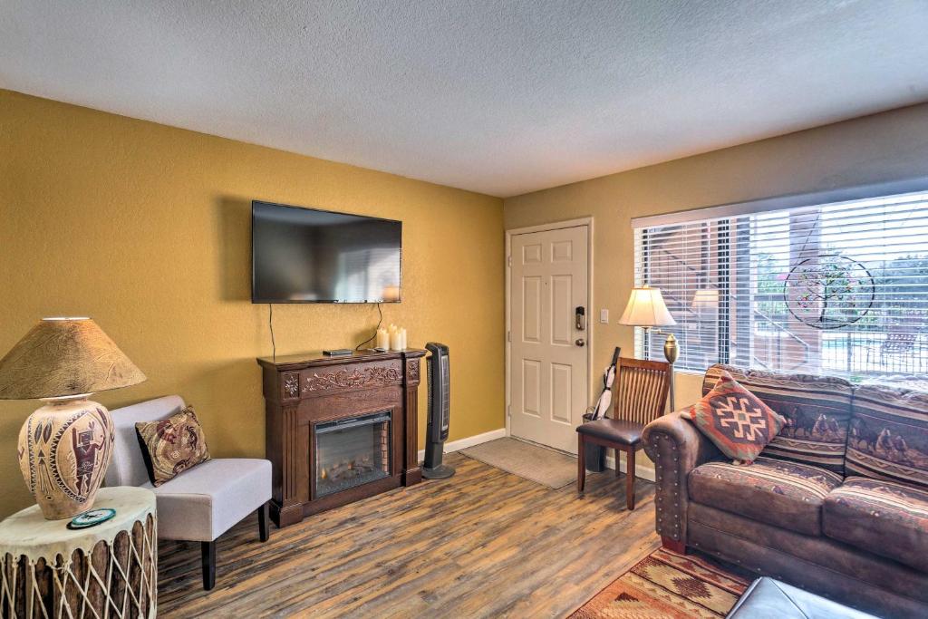 The Painted Pony Condo with Pool and Gym Access - image 5