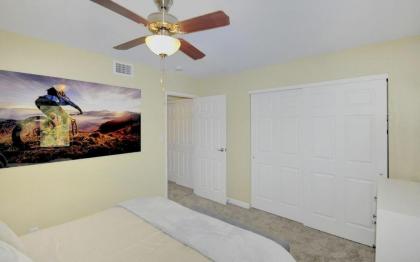 Red Rock Retreat 1BR by Casago - image 3