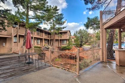 Condo Comfort in Sedona with Pool and Grill Access - image 18