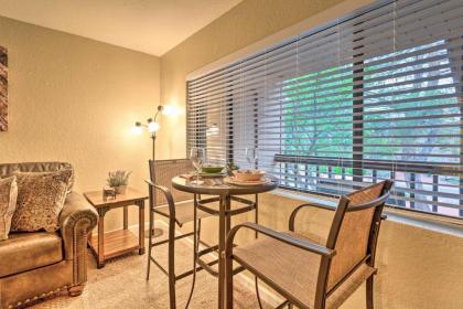 Condo Comfort in Sedona with Pool and Grill Access - image 6