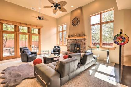 Spacious and Modern Sedona Abode with Fire Pit! - image 5