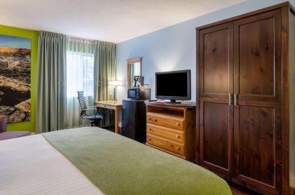 Clarion Inn Seekonk - Providence - image 9