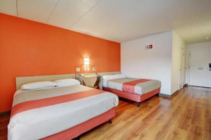 Motel 6-Seekonk MA - Providence East - image 17