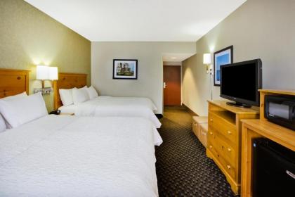 Hampton Inn Seekonk - image 3