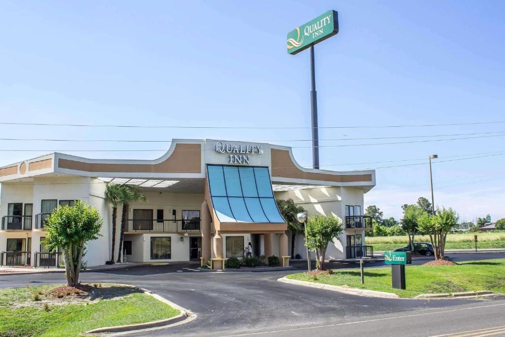 Quality Inn Selma - main image