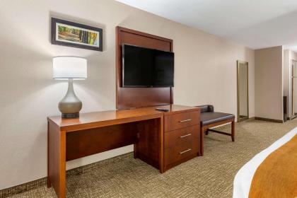 Comfort Inn Smithfield near I-95 - image 15