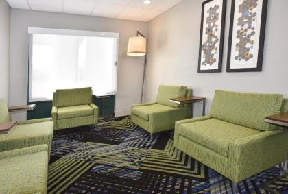 Holiday Inn Express Hotel & Suites Selma an IHG Hotel - image 3