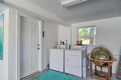 Sunny Retreat with Yard and Patio 2 Mi to Madeira Beach! - image 12