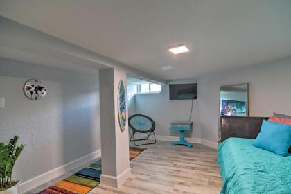 Sunny Retreat with Yard and Patio 2 Mi to Madeira Beach! - image 14