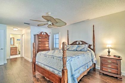 Sunny Seminole Home with Pool 4 Miles to Beach! - image 10