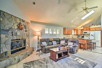 Sunny Seminole Home with Pool 4 Miles to Beach! - image 2