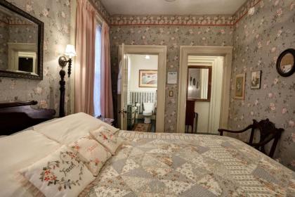 Barrister's Bed & Breakfast - image 13