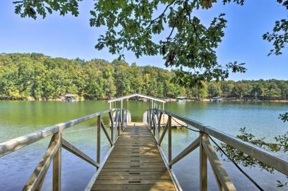 Lake Hartwell Home with Dock Less Than 10 Miles to Clemson! - image 9