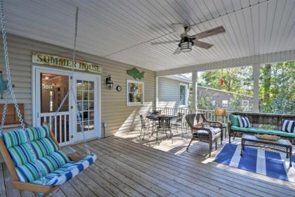 House on Lake Hartwell with Private Dock and Kayaks! - image 11